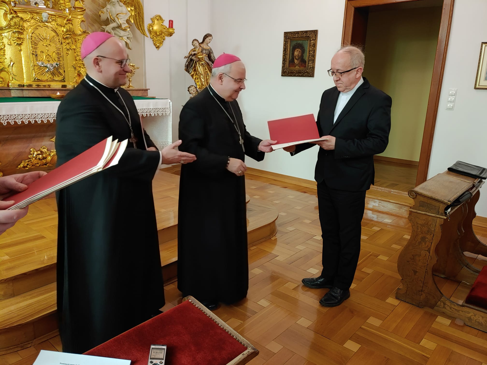 nadanie-przez-papieza-franciszka-tytulu-kapelana-jego-swiatobliwosci-ksiezom-diecezji-opolskiej